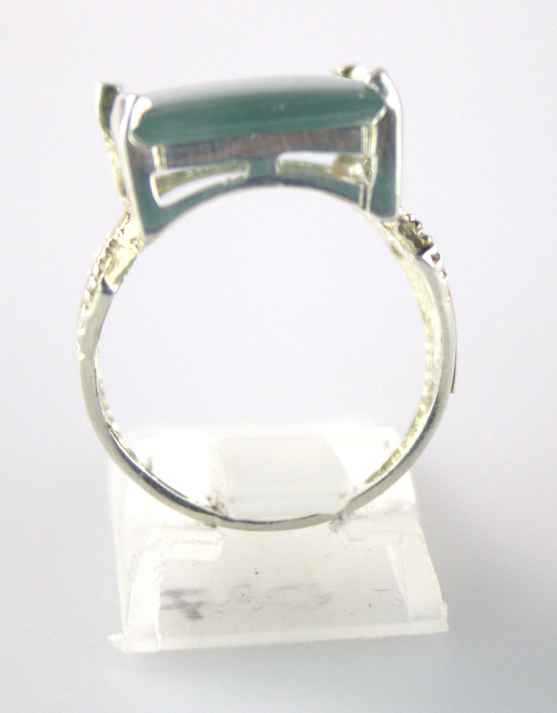 Jade Plata Cuero Piedras