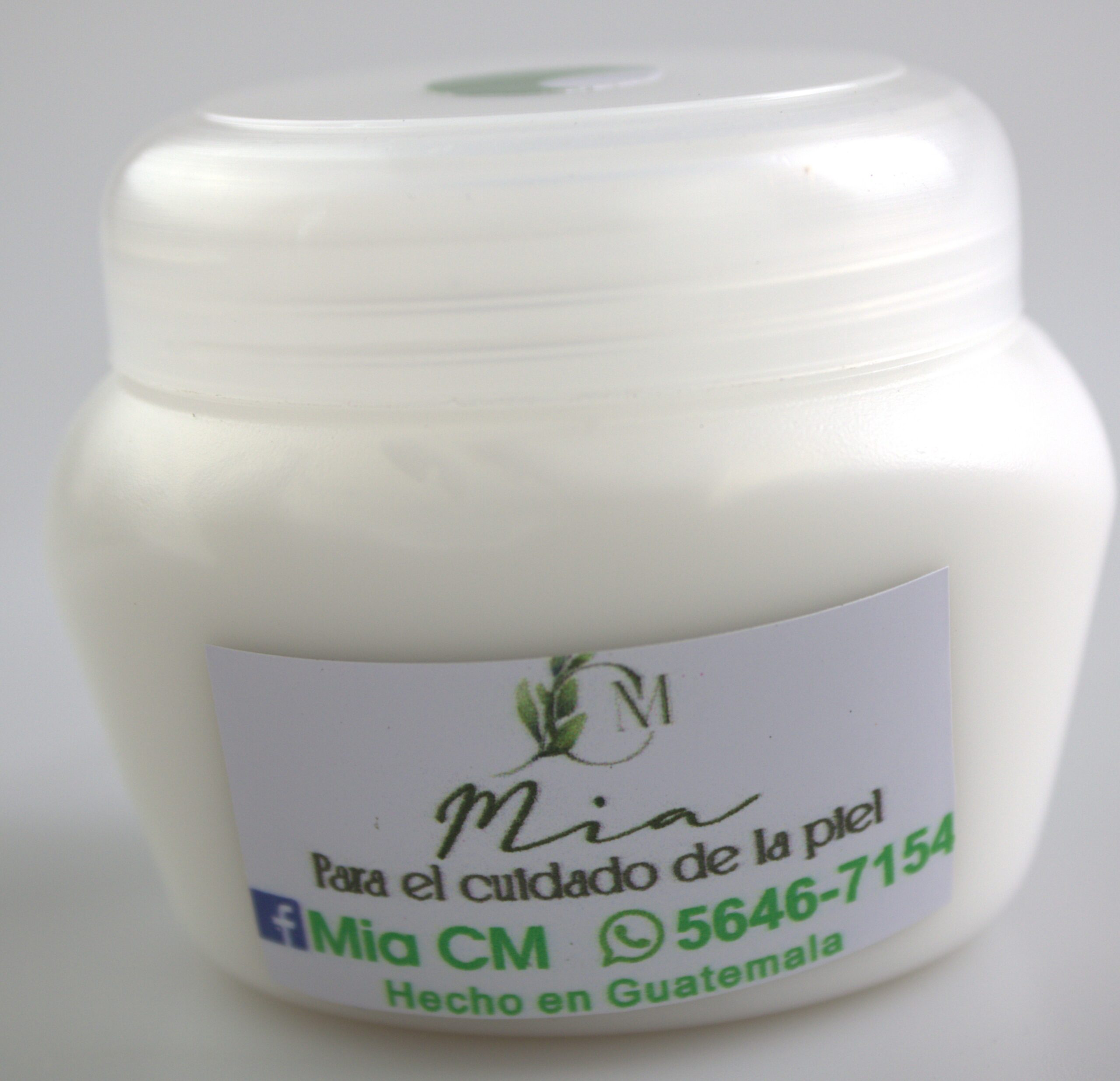Mia CM para el cuidado de la Piel y el Cabello