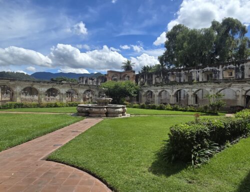 Conventos Femeninos de Antigua Guatemala